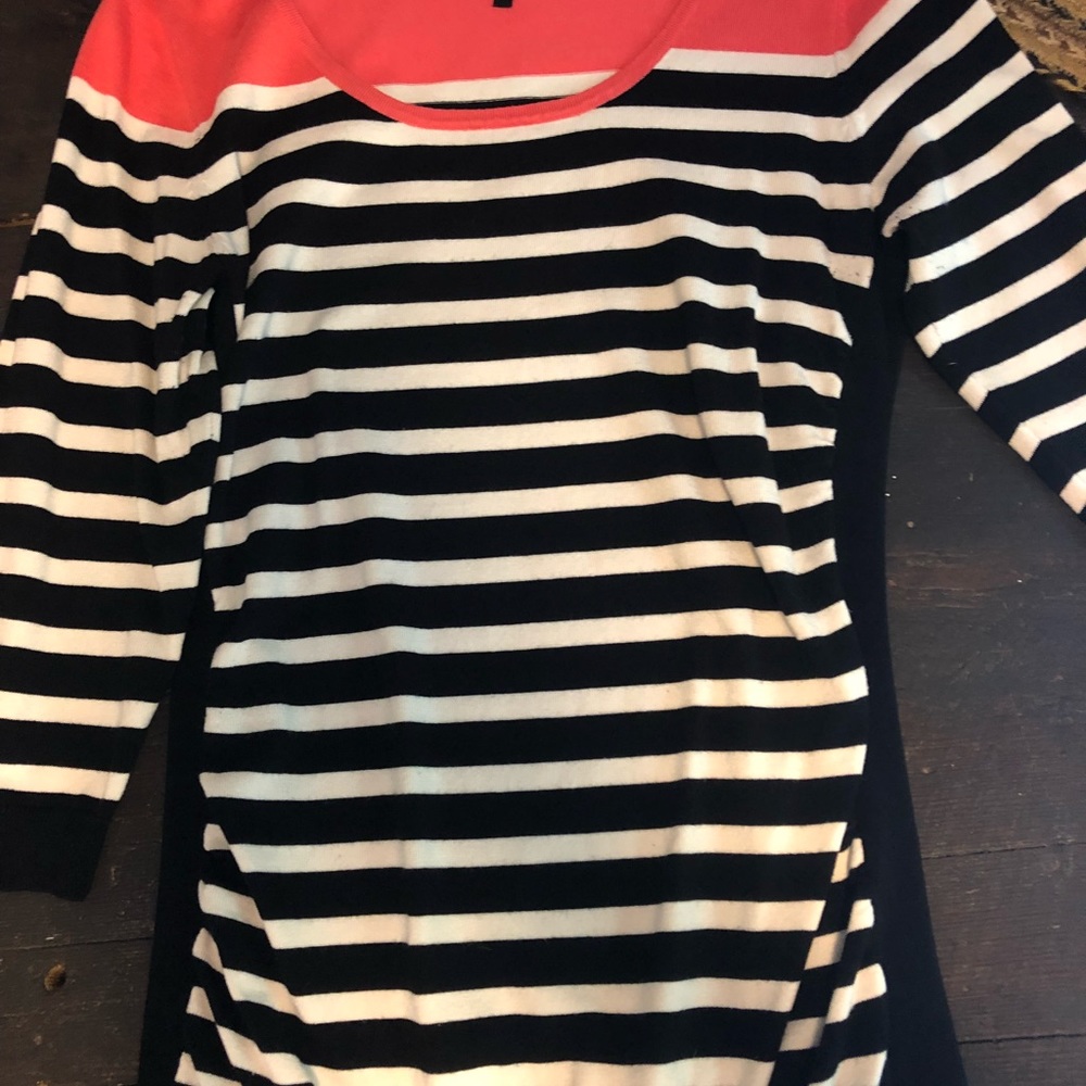 Ladies sweater